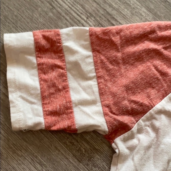 T-shirt - Picture 2 of 3